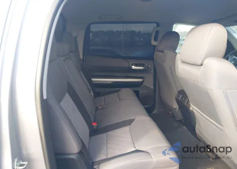 2017 Toyota Tundra Sr5 5.7L V8 из США, поврежденный, VIN 5TFDY5F14HX584946